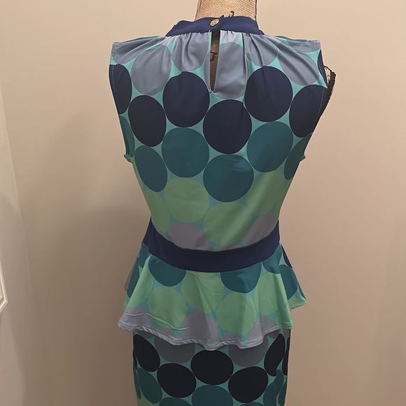 NWT Tracy Goshian Dress‼️ - Picture 6 of 11